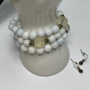 three white bracelets set costume jewelry pull on stretch some clear beads